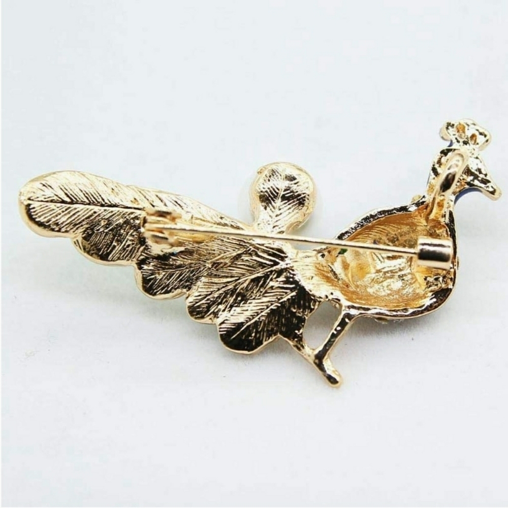 New Beautiful Enamel & Crystal Peacock Brooch - Picture 9 of 9